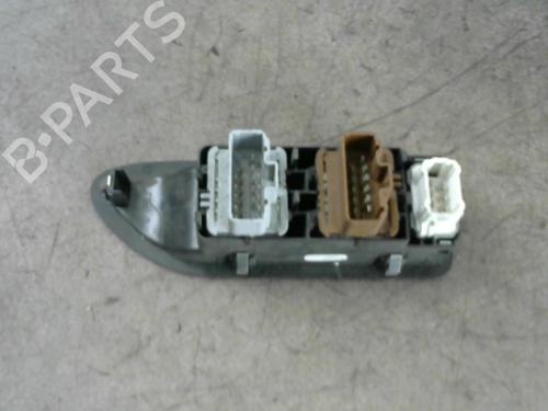 Used Left front window switch Left front window switch RENAULT CLIO III (BR0/1, CR0/1) [2005-2014] 25579378 25579378