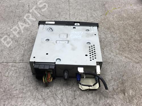 Autoradio PEUGEOT 5008 (0U_, 0E_) 2.0 HDi 150 / BlueHDi 150 (150 hp) 25529165