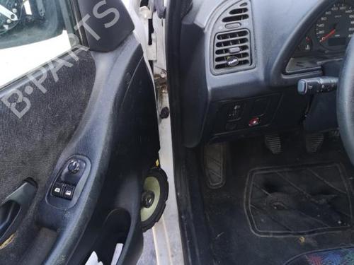 Rudehejsemekanisme Højre foran PEUGEOT 306 Hatchback (7A, 7C, N3, N5) 1.6 | BP25552464C23 