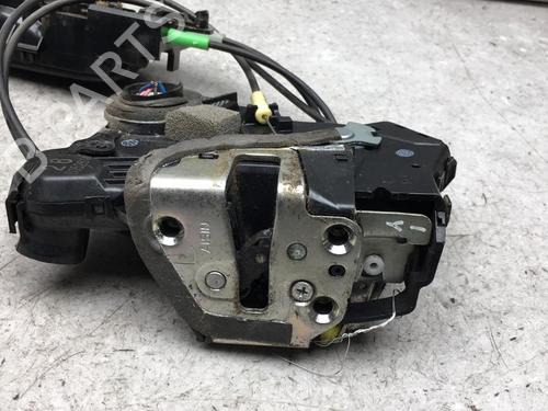 Used Front left lock SUZUKI GRAND VITARA II (JT, TE, TD) 1.9 DDiS All-wheel Drive (JT419, TD44, JB419WD, JB419XD,... (129 hp) 25515317