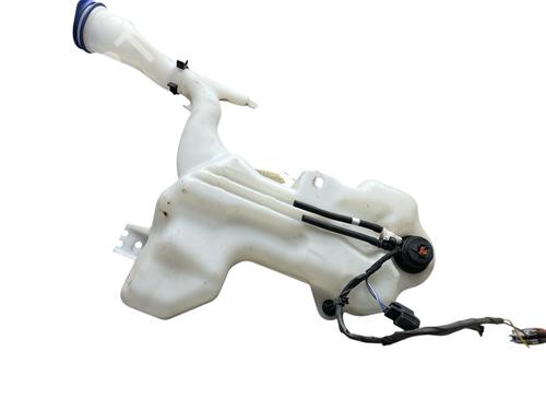 windscreen-washer-tank-ford-fiesta-vii-hj-hf-2017-25562146 main image