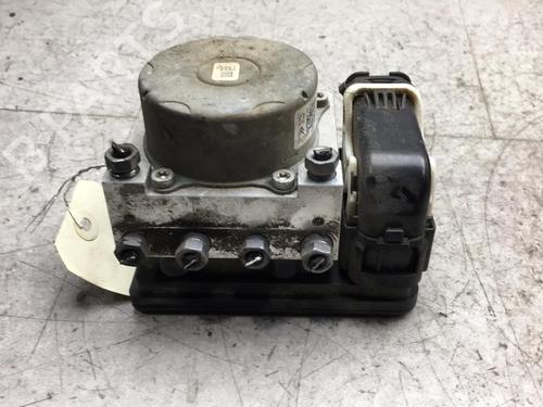 Used ABS pump CITROËN C3 II (SC_) 1.4 HDi 70 (SC8HZC, SC8HR0, SC8HP4) (68 hp) 25570532