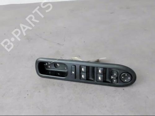 Used Switch PEUGEOT 407 (6D_) 2.2 HDi 170 (6D4HTH) (170 hp) 25516159