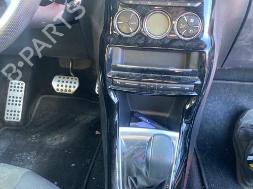 Steering wheel DS DS 3 (SA_) 1.2 THP 110 / PureTech 110 (SAHNPS, SAHNZ6, SAHNZT) | BP26026348C49 - Image 20