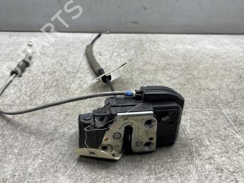 Højre fortil lås NISSAN QASHQAI / QASHQAI +2 I (J10, NJ10, JJ10E) 1.5 dCi (110 hp) 25528673
