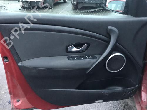 Front right window mechanism RENAULT MEGANE III Hatchback (BZ0/1_, B3_) 1.5 dCi (BZ09, BZ0D, BZ1W, BZ29, BZ14) | BP25576495C23 