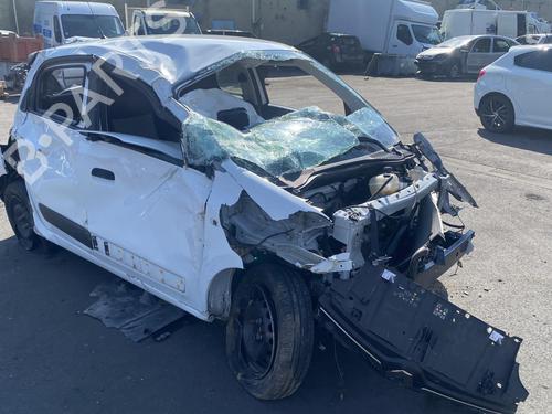 Radio RENAULT TWINGO III (BCM_, BCA_) 1.0 SCe 70 (BCMB) | BP25575392E6 - Image 11