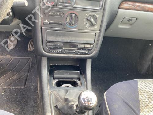 Right mirror PEUGEOT 406 (8B) 2.0 HDI 110 | BP26904252C27 