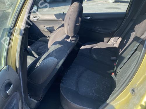 Left headlight PEUGEOT 206 SW (2E/K) 2.0 HDi | BP26947391C28 - Image 15