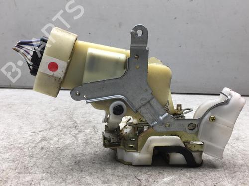 Front right lock TOYOTA YARIS (_P1_) 1.4 D-4D (NLP10_, NLP10R) | BP25514730C97 