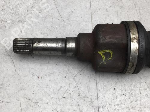 Used Right front driveshaft Right front driveshaft PEUGEOT 1007 (KM_) 1.4 HDi (68 hp) 25534427 25534427