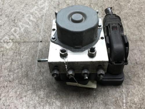 Used ABS pump ABS pump RENAULT CLIO IV (BH_) 1.5 dCi 90 (90 hp) 25548389 25548389