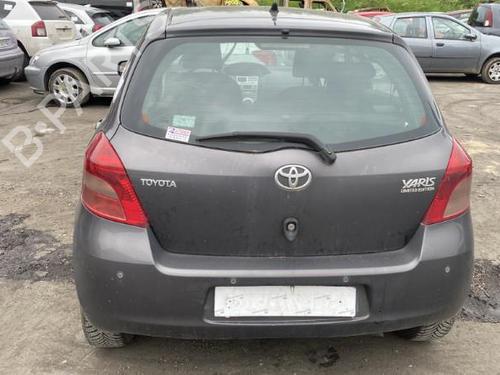 Radio TOYOTA YARIS (_P9_) 1.4 D-4D (NLP90_, NLP90R) | BP25572543E6 