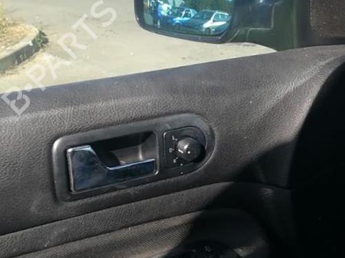Left headlight VW GOLF IV (1J1) 1.9 TDI | BP25515854C28 