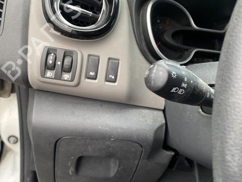 Left headlight NISSAN NV300 Van (X82) 1.6 dci 125 | BP33444037C28 - Image 12