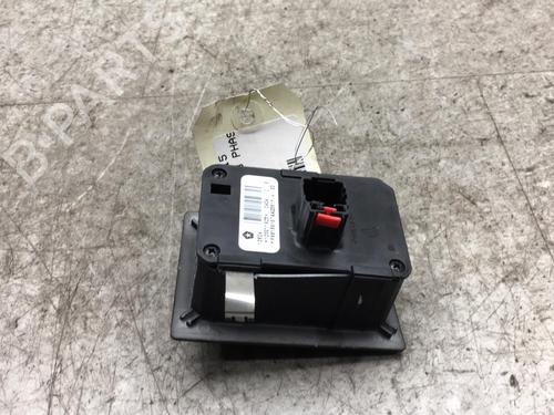 Used Headlight switch JEEP GRAND CHEROKEE IV (WK, WK2) 6.4 SRT8 4x4 (468 hp) 25541292