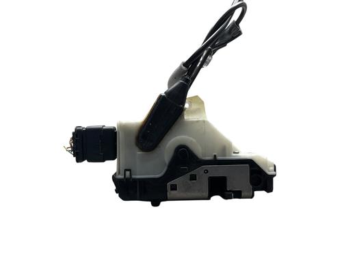 Front right lock PEUGEOT 208 I (CA_, CC_) 1.6 HDi / BlueHDi 75 | BP25529570C97 