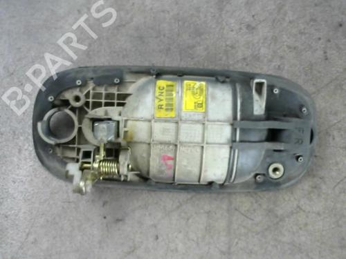 front-right-exterior-door-handle-hyundai-trajet-fo-1999-2000-2001-2002-2003-2004-2005-2006-2007-2008-25523774 main image