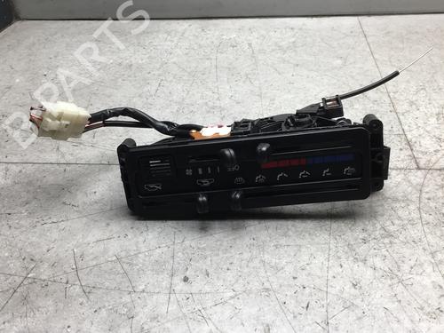 AC Styreenhet / Manøvreringsenhet SUZUKI WAGON R+ Hatchback (EM) 1.0 (RC410, SR410, SR412) (65 hp) 25514259