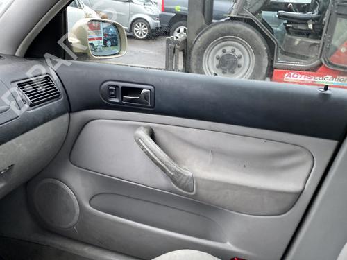 Venstre Foran elrute bryter VW GOLF IV (1J1) 1.4 16V | BP25529439I27 