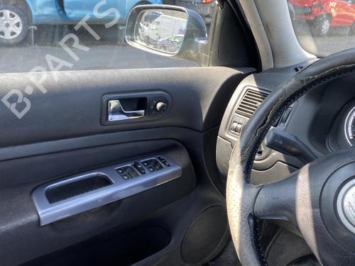 Front left exterior door handle VW GOLF IV (1J1) 1.9 TDI | BP25510760C128 