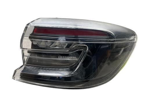 Used Right taillight Right taillight RENAULT CLIO V (B7_) 1.0 TCe 90 (B7MT) (91 hp) 31977335 31977335