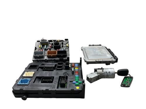 electronic-module-peugeot-307-3ac-2000-2001-2002-2003-2004-2005-2006-2007-2008-2009-2010-2011-2012-33870146 main image
