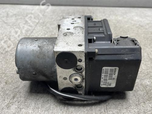 Used ABS pump PEUGEOT 807 (EB_) 2.0 HDi (107 hp) 25572298
