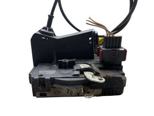 Used Front left lock Front left lock RENAULT TRAFIC II Van (FL) 1.9 dCi 80 (FL0B) (82 hp) 33550915 33550915