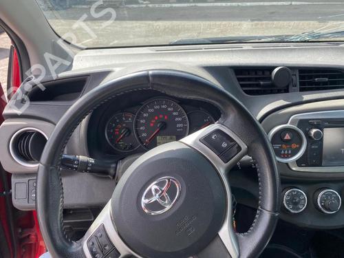 Used Parts TOYOTA YARIS (_P13_)  1.4 D (NLP130_, NLP130)  4932055