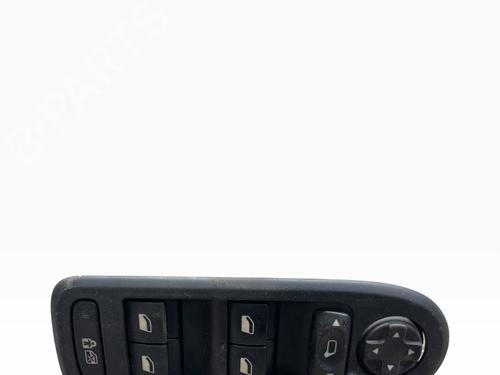 Used Left front window switch Left front window switch 38567469 38567469