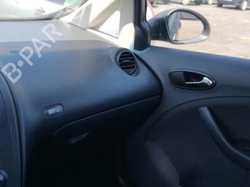 Left front window switch SEAT TOLEDO III (5P2) 1.9 TDI | BP25561541I27 - Image 35