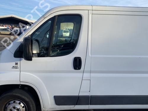 Front right interior door handle FIAT DUCATO Van (250_) 160 Multijet 3,0 D | BP25540589I14 - Image 13