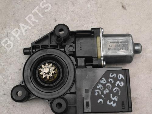 Used Left rear window motor RENAULT GRAND SCÉNIC III (JZ0/1_) 1.5 dCi (JZ09, JZ0D, JZ10, JZ14, JZ1G, JZ29, JZ2C) (110 hp) 25554306