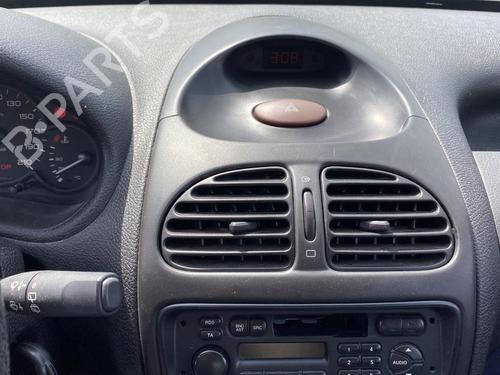 Faro izquierdo PEUGEOT 206 Hatchback (2A/C) 1.1 i | BP25514631C28 