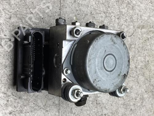 Used ABS pump RENAULT CLIO III (BR0/1, CR0/1) 1.5 dCi (BR17, CR17) (86 hp) 25566485