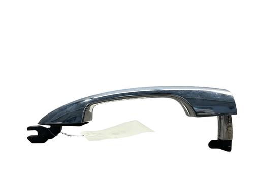 Used Front right exterior door handle ALFA ROMEO MITO (955_) 1.3 MultiJet (955AXP1A, 955AYC1A) (95 hp) 25540881