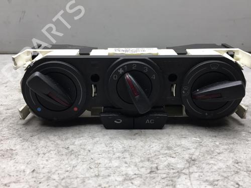 Used Climate control SEAT IBIZA IV (6J5, 6P1) 1.4 TDI (80 hp) 25581288