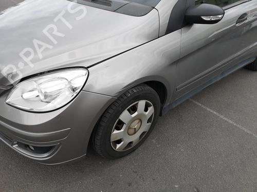 Radio MERCEDES-BENZ B-CLASS Sports Tourer (W245) B 180 CDI (245.207) | BP25526063E6 
