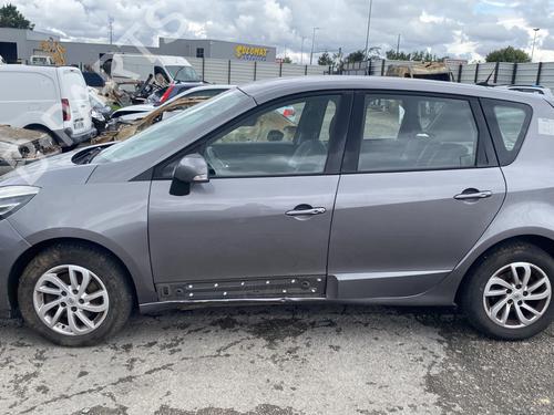 Seat buckle RENAULT SCÉNIC III (JZ0/1_) 1.6 dCi (JZ00, JZ12) | BP29899877I32 