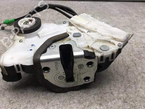 Used Front left lock TOYOTA YARIS (_P13_) 1.4 D (NLP130_, NLP130) (90 hp) 25551047