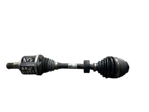 Drivaksel fortil venstre BMW 1 (F40) 118 d (150 hp) 32361845