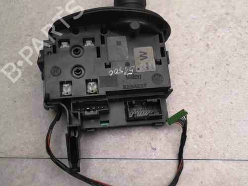 Used Steering column stalk Steering column stalk RENAULT SCÉNIC II (JM0/1_) [2003-2010] 25517524 25517524