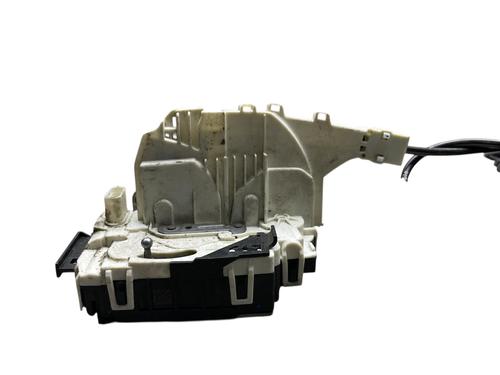 front-right-lock-mercedes-benz-sprinter-35-t-van-b906-2006-2007-2008-2009-2010-2011-2012-2013-2014-2015-2016-2017-2018-2019-2020-26492565 main image
