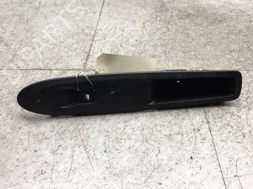 Used Right front window switch CITROËN DS3 (SA_) 1.6 HDi 110 (112 hp) 25510527