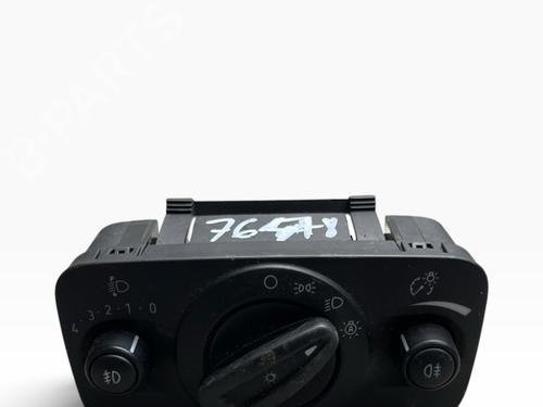 Used Headlight switch Headlight switch FORD FIESTA VI (CB1, CCN) 1.0 EcoBoost (100 hp) 40533821 40533821