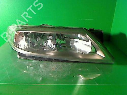 Used Right headlight RENAULT LAGUNA II Grandtour (KG0/1_) 1.9 dCi (KG0G) (120 hp) 25536431