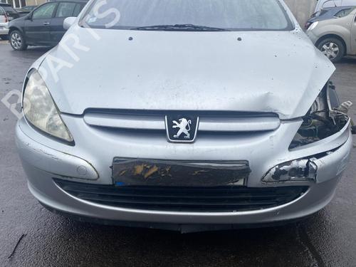 Højre baglygte PEUGEOT 307 Break (3E) 2.0 HDI 110 | BP25528265C35 