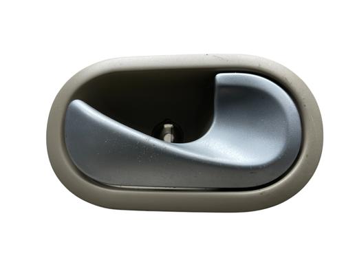 Used Front right interior door handle RENAULT SCÉNIC II (JM0/1_) 1.5 dCi (JM1E, JM16) (106 hp) 30778568