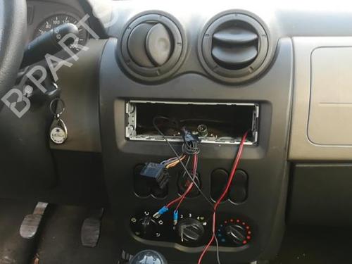 - Image 3